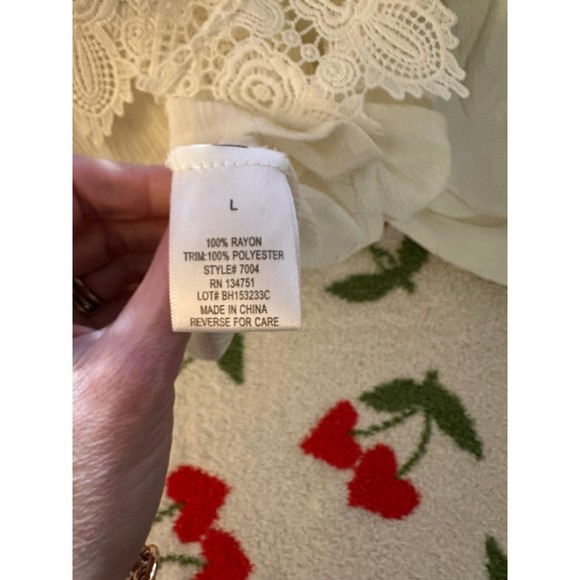 off the shoulder embroidered top - Picture 7 of 8